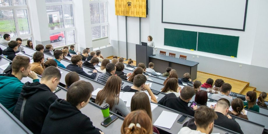Стипендии в Украине Свириденко