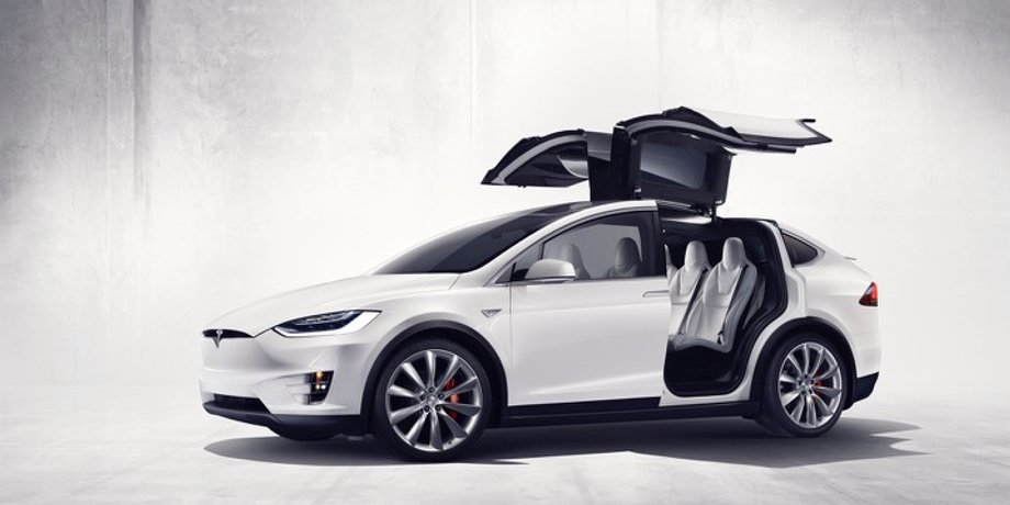 Внедорожник Tesla Model X75D