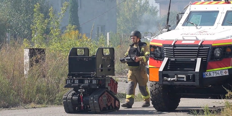 розмінування села Мила дснс робот