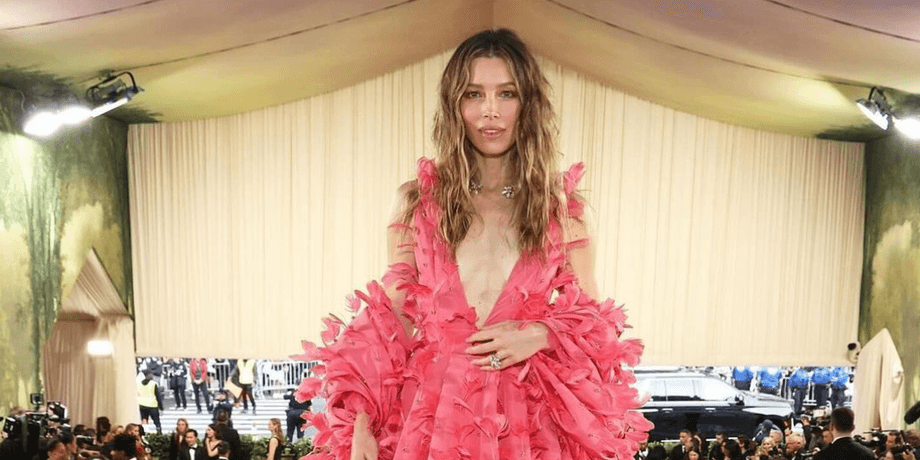 Джессика Бил, Met Gala 2024, как похудеть за одну ночь, жена джастина тимберлейка, ванна с солью