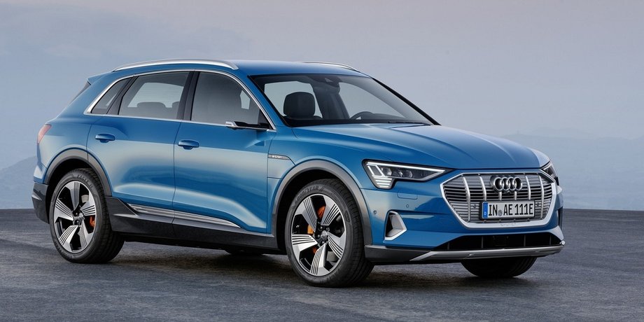 Audi, Audi e-tron, Авто, Автомобили, Кроссоверы, Продажа, Цены, Стоимость, Электромобили, Эксперты, Фото