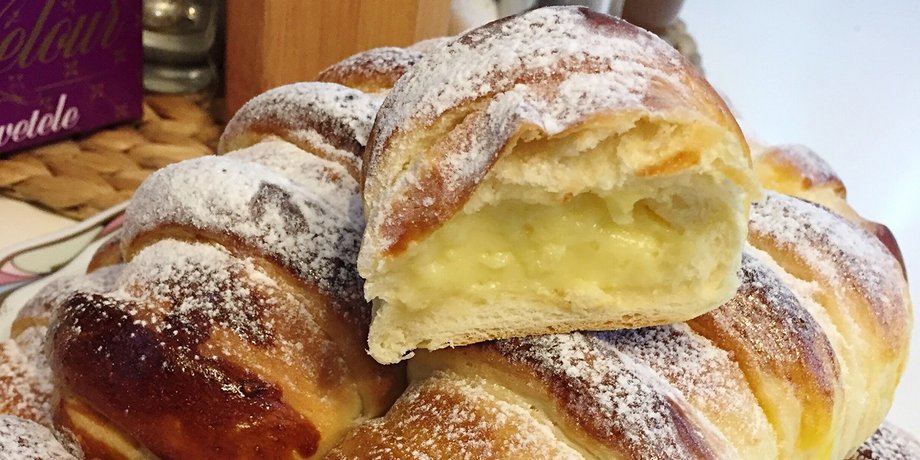 Булочки с кремом, булочки крем де паризьен, кремовые булочки, кремовые булочки
