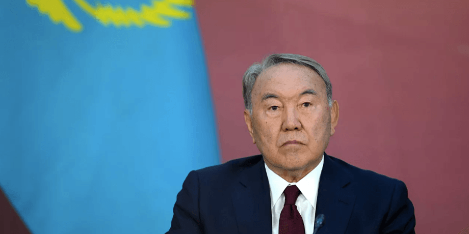 Нурсултан Назарбаєв, екс-президент Казахстану, відставка, Асамблея народу Казахстану