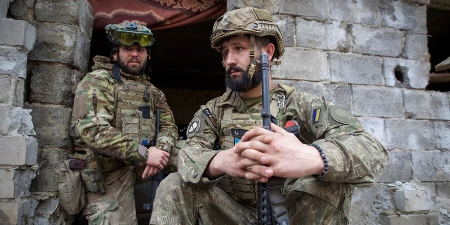 Українські військові у Бахмуті