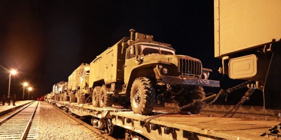 ешелони з російською технікою, ротація військ, російські окупанти, до Білорусі прибутки, війна Росії проти України