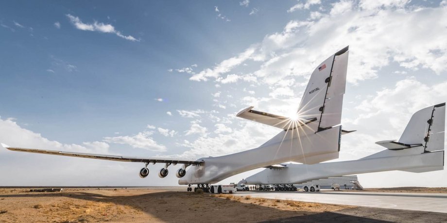 Stratolaunch, самый большой самолет, самолет, пол аллен