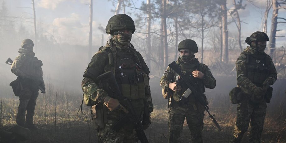 Бойцы ВС РФ