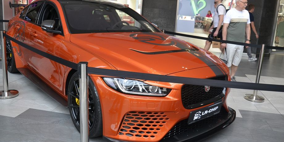Jaguar XE SV Project 8, Jaguar XE SV, Jaguar XE, седан Jaguar