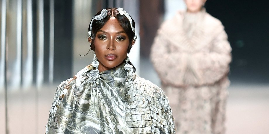 Наоми Кэмпбелл на показе Fendi