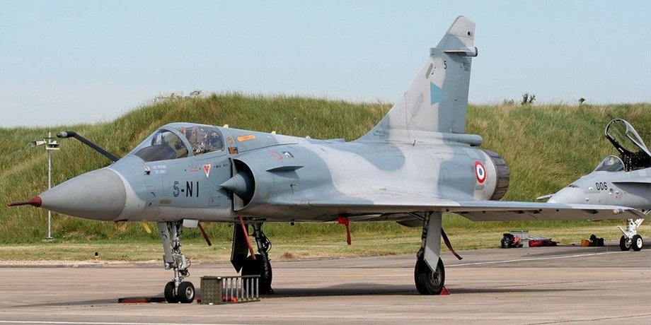 Mirage 2000 самолет