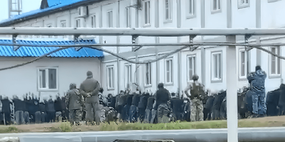 захват, вооруженные мужчины, заложники, дулисьма