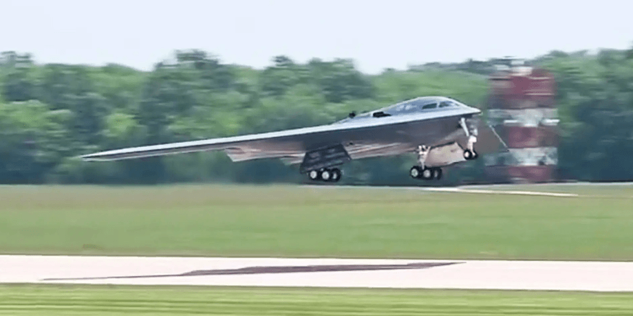 b-2 снова в небе