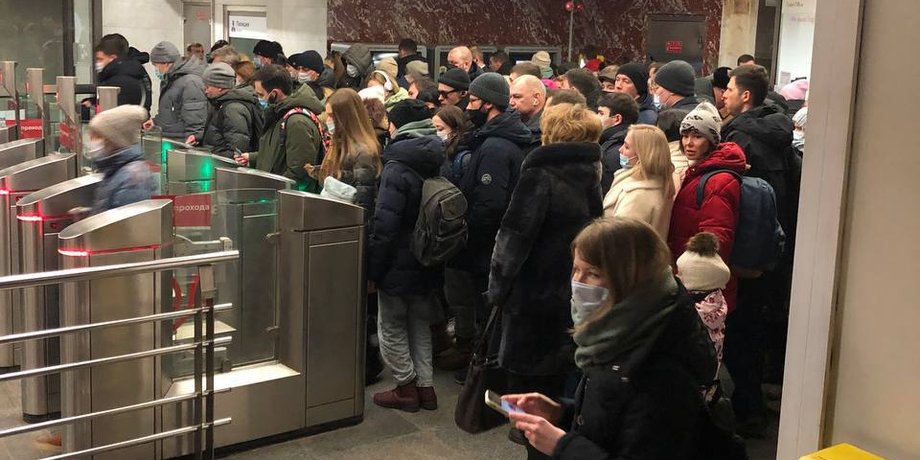 Черги, московський метрополітен.