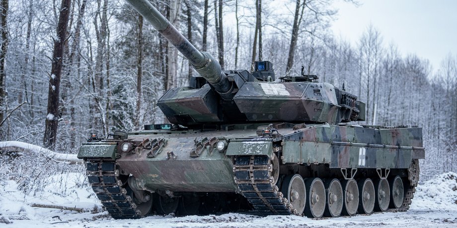 озброєння україні
