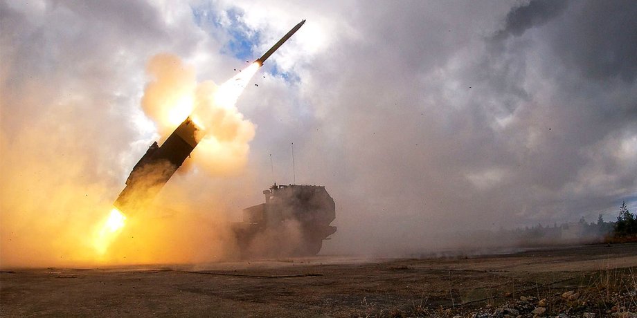 Ракети ATACMS, ATACMS США, США допомога Україні, допомога США коли буде, зброя США коли надійде, Палат представників допомога Україні,
