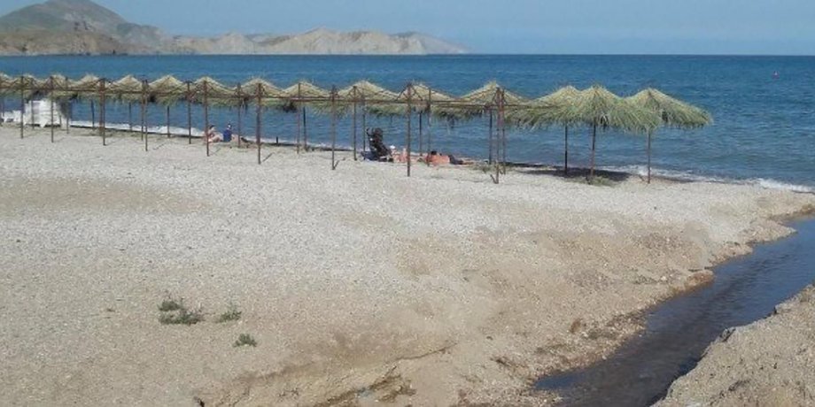 Крим, порожній пляж, Кримський півострів, окупація Криму, туристи в Криму, російсько-українська війна