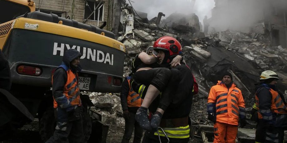 Наслідки ракетного удару у Дніпрі