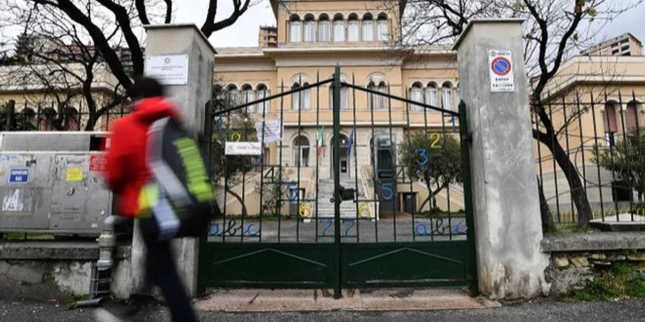 Закрытая школа в Генуе / Фото: lastampa.it