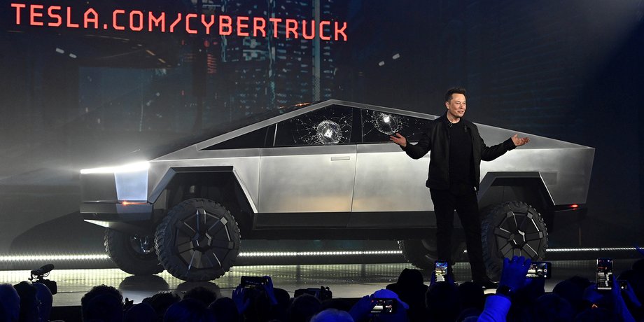Ілон Маск, Cybertruck