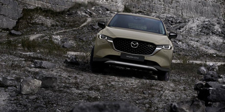 оновлений кросовер, екстер'єр Mazda CX-5 2022, зовнішній вигляд нової Мазда СХ-5
