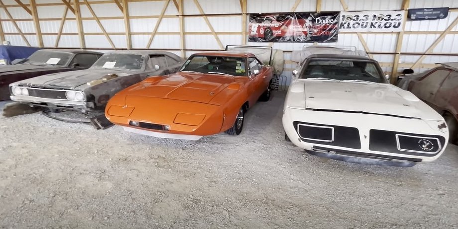 коллекция авто, ретро авто, Plymouth Barracuda Hemi, Dodge Charger