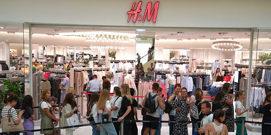 H&M, магазины H&M, очереди в москве, москва, уход с рынка