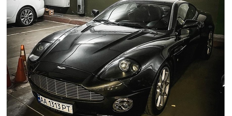Aston Martin Vanquish, Aston Martin Vanquish 2004, Aston Martin, суперкар Aston Martin, авто Джеймса Бонда