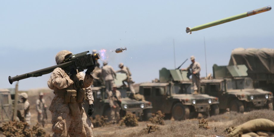 поставки вооружения Украине