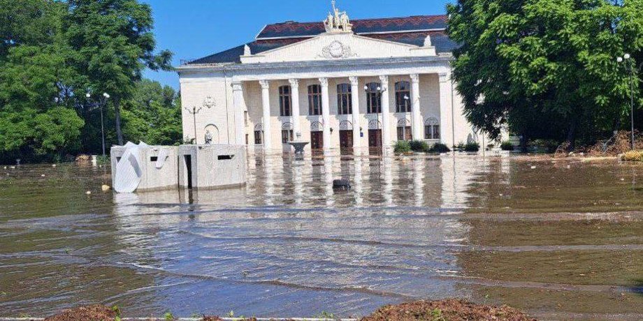 нова каховка гес, нова Каховка новини, казкова діброва нова Каховка, дамба нова Каховка, херсонська область