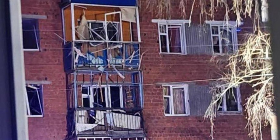 Поврежденный дом в Чебоксарах