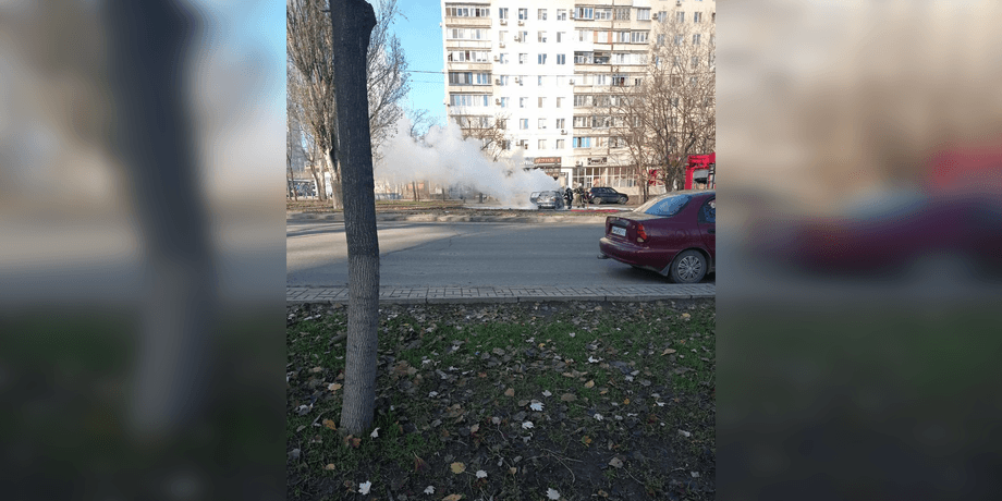 підрив машини, підірвали машину, горить машина, Маріуполь, Маріуполь зараз, новини Маріуполь, термінові новини Маріуполь