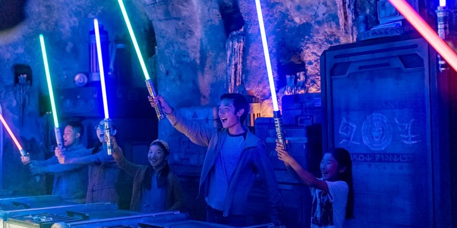 зіркові війни, Disney, світловий меч