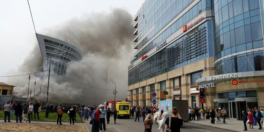 Пожар у Киевского вокзала в Москве / Фото: twitter.com/crimeapanda