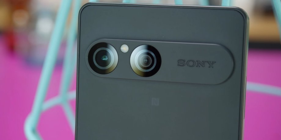 Смартфон Sony Xperia 10 VII