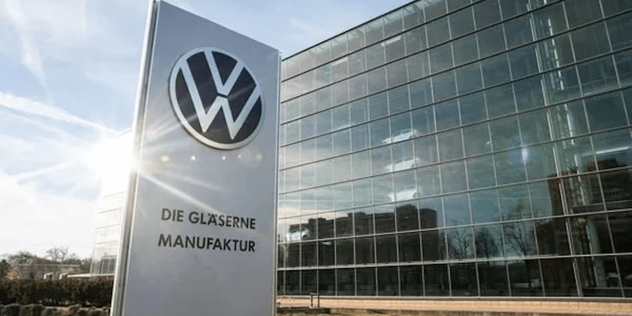Volkswagen планирует уволить 50 тысяч сотрудников