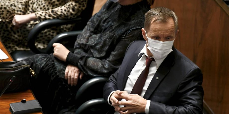 Мика Ниикко, Финляндия, скандал