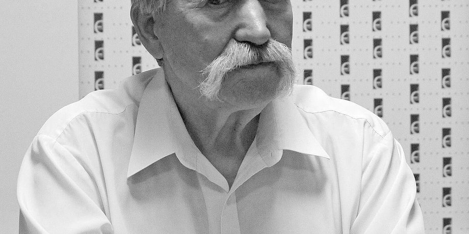 Левко Лук'яненко