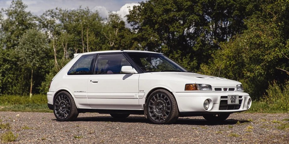 Mazda 323