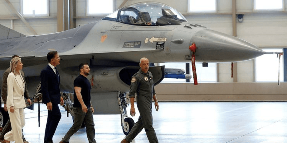 Володиимр Зеленський, F-16