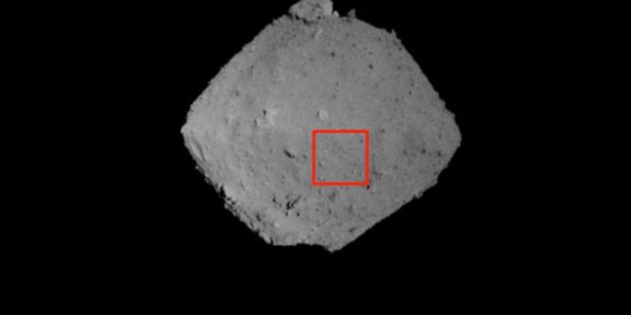 Фотография Рюгу, сделанная с расстояния 1 километр. JAXA, University of Aizu & collaborators