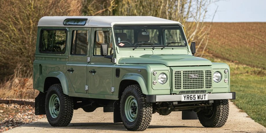 Land Rover Defender, Land Rover, містер Бін, Роуен Аткінсон, авто Містера Біна, Land Rover Defender Heritage Edition