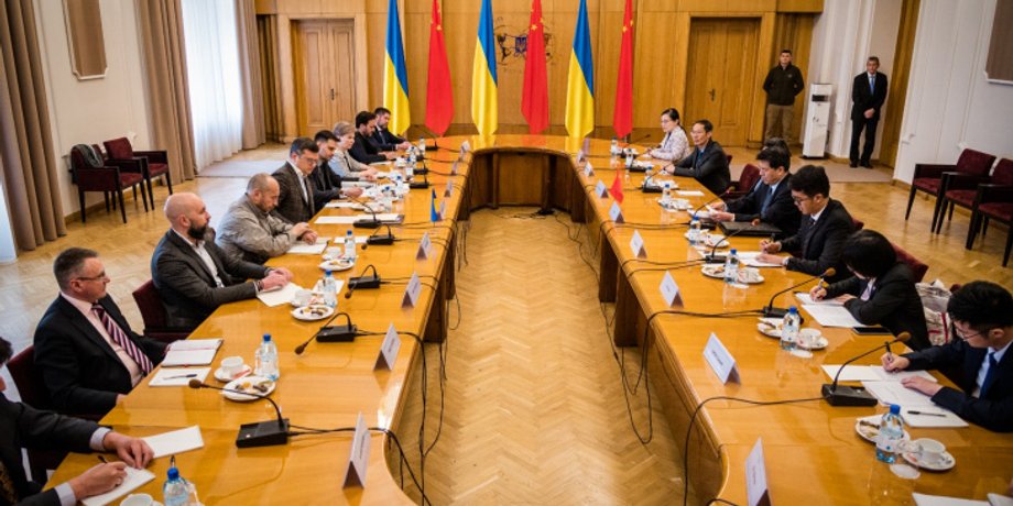 Лі Хуей, Лі Хуей приїхав до Києва, мирний план пекіна, мзс україни