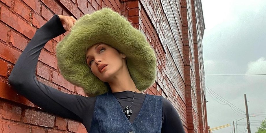белла хадид, модный тренд, меховая шляпа, пушистая шляпа, тренды сезона