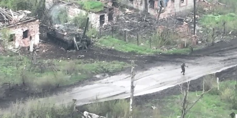 міномет, зсу, бійці, артилерія, аеророзвідка, самохідний міномет, знищення міномета рф, зсу знищили ворожу техніку, відео знищення міномета тюльпан