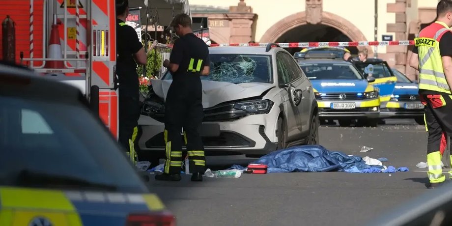лейпциг в'їхав на авто в натовп