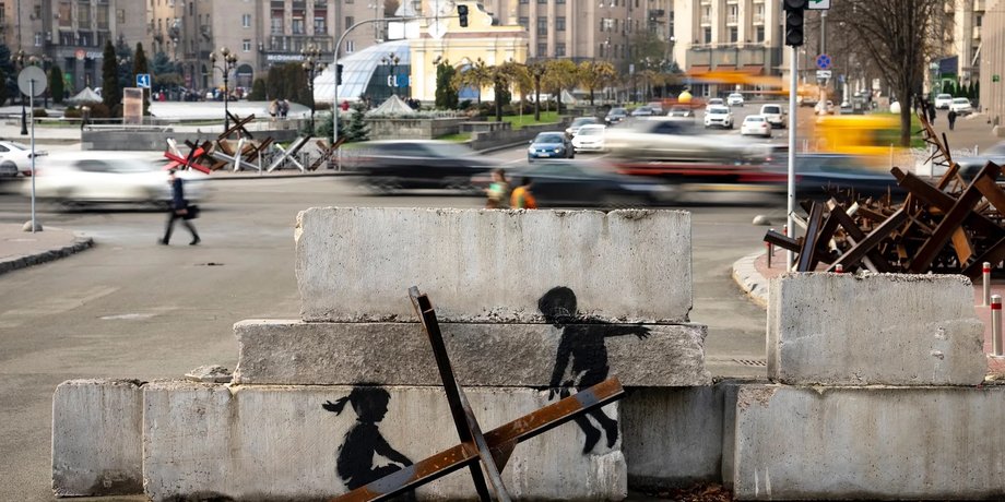 бэнкси украина, граффити, бэнкси киев