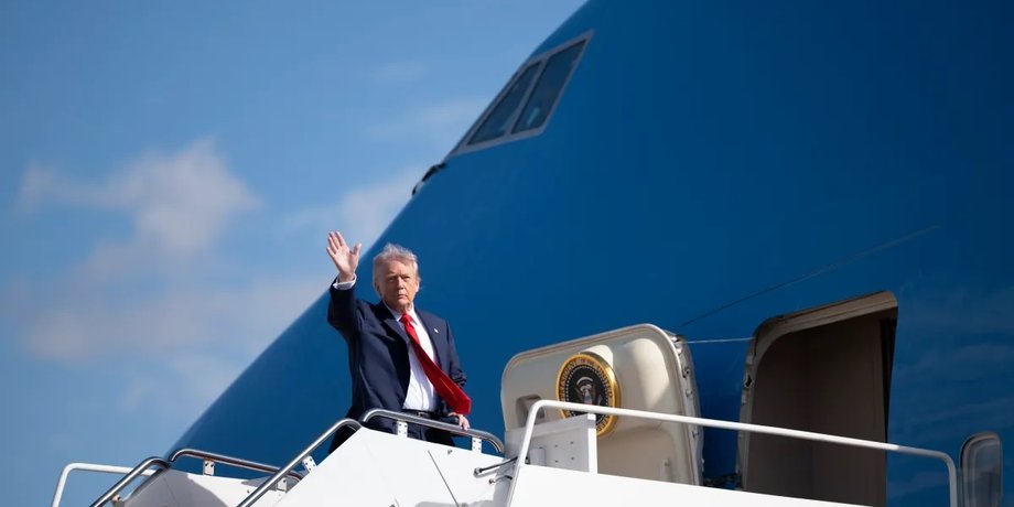 Трампа таємно вивезли з Туреччини президент США Дональд Трамп на борту свого літака