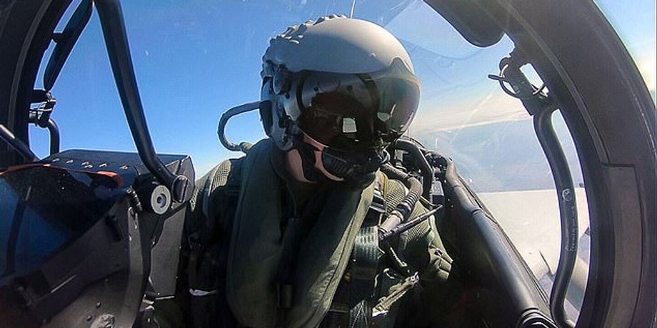 Пілот британського винищувача Typhoon