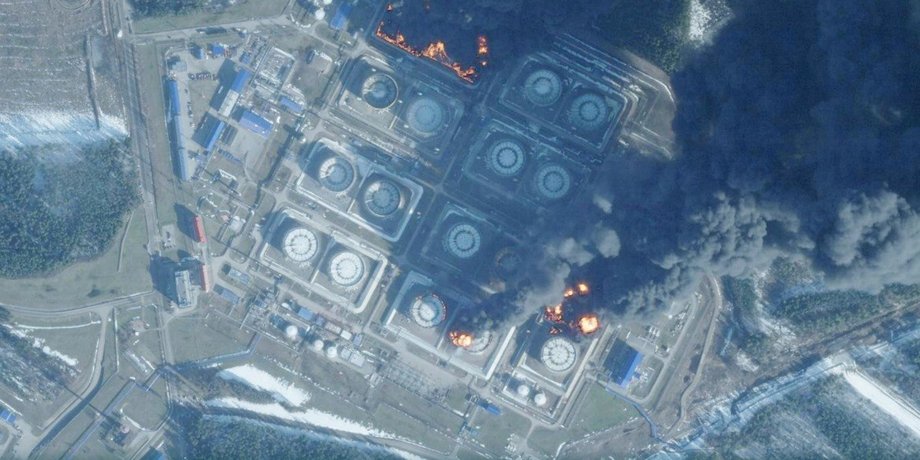 Росія призупинила експорт нафти з дух портів