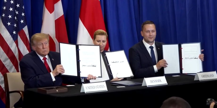 президент США Дональд Трамп, прем’єр-міністерка Данії Метте Фредеріксен та голова уряду Гренландії Єнс-Фредерік Нільсен